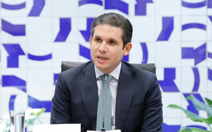 Hugo Motta confirma a líderes que vai pautar anistia hugo-motta-confirma-a-lideres-que-vai-pautar-anistia