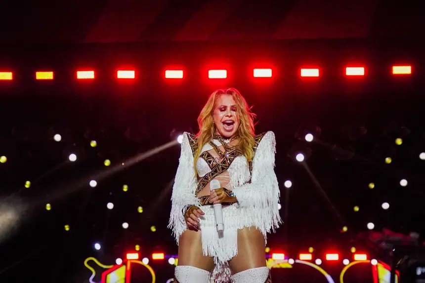 Joelma faz show grátis nos 111 anos de Porto Velho com bolo de 111 metros joelma-faz-show-gratis-nos-111-anos-de-porto-velho-com-bolo-de-111-metros