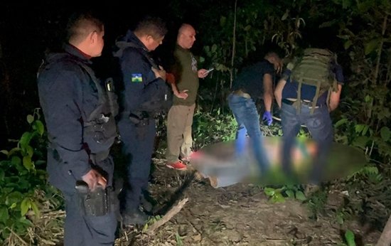Mulher é encontrada morta a tiros em área de mata na zona Sul de Porto Velho mulher-e-encontrada-morta-a-tiros-em-area-de-mata-na-zona-sul-de-porto-velho