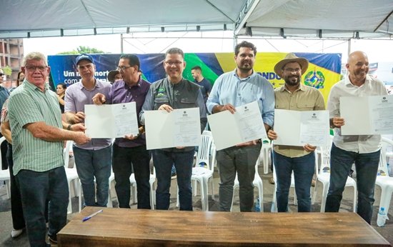 Governador Marcos Rocha autoriza pavimentação asfáltica de mais de 13 km em Rolim de Moura governador-marcos-rocha-autoriza-pavimentacao-asfaltica-de-mais-de-13-km-em-rolim-de-moura