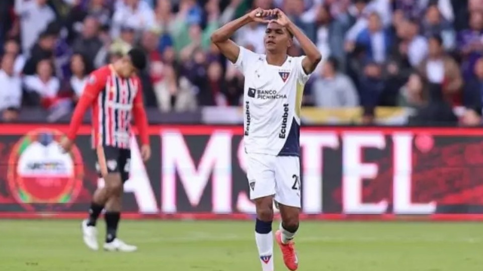 São Paulo vacila na defesa, perde para a LDU e fica em situação delicada na Libertadores sao-paulo-vacila-na-defesa,-perde-para-a-ldu-e-fica-em-situacao-delicada-na-libertadores