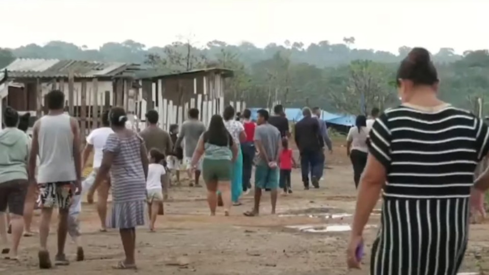 VÍDEO: Mais de 120 famílias podem ser despejadas em área de assentamento na zona sul video:-mais-de-120-familias-podem-ser-despejadas-em-area-de-assentamento-na-zona-sul