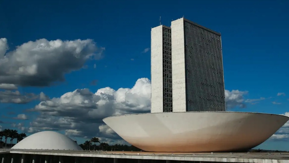 STF tem 3 votos contra aval do Legislativo para buscas no Congresso stf-tem-3-votos-contra-aval-do-legislativo-para-buscas-no-congresso