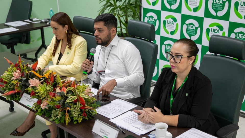 UEA anuncia primeiro plano de saúde para servidores uea-anuncia-primeiro-plano-de-saude-para-servidores