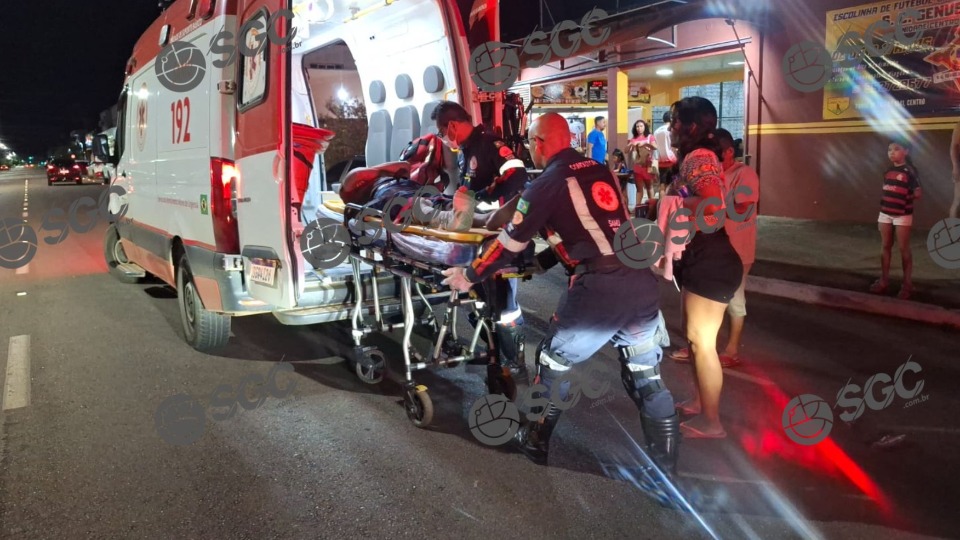 Casal fica ferido após motociclista esquecer de levantar descanso em Porto Velho casal-fica-ferido-apos-motociclista-esquecer-de-levantar-descanso-em-porto-velho