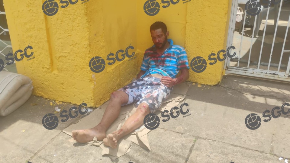VÍDEO: Morador de rua é espancado e esfaqueado em Porto Velho video:-morador-de-rua-e-espancado-e-esfaqueado-em-porto-velho