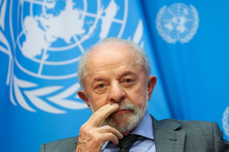 Lula volta dos EUA e deve definir trocas na equipe com Boulos e centrão lula-volta-dos-eua-e-deve-definir-trocas-na-equipe-com-boulos-e-centrao