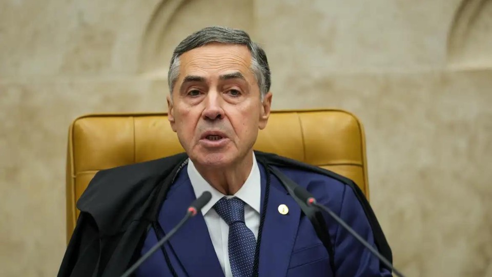 Barroso afirma que STF deve avaliar reação às sanções dos EUA após julgamento barroso-afirma-que-stf-deve-avaliar-reacao-as-sancoes-dos-eua-apos-julgamento