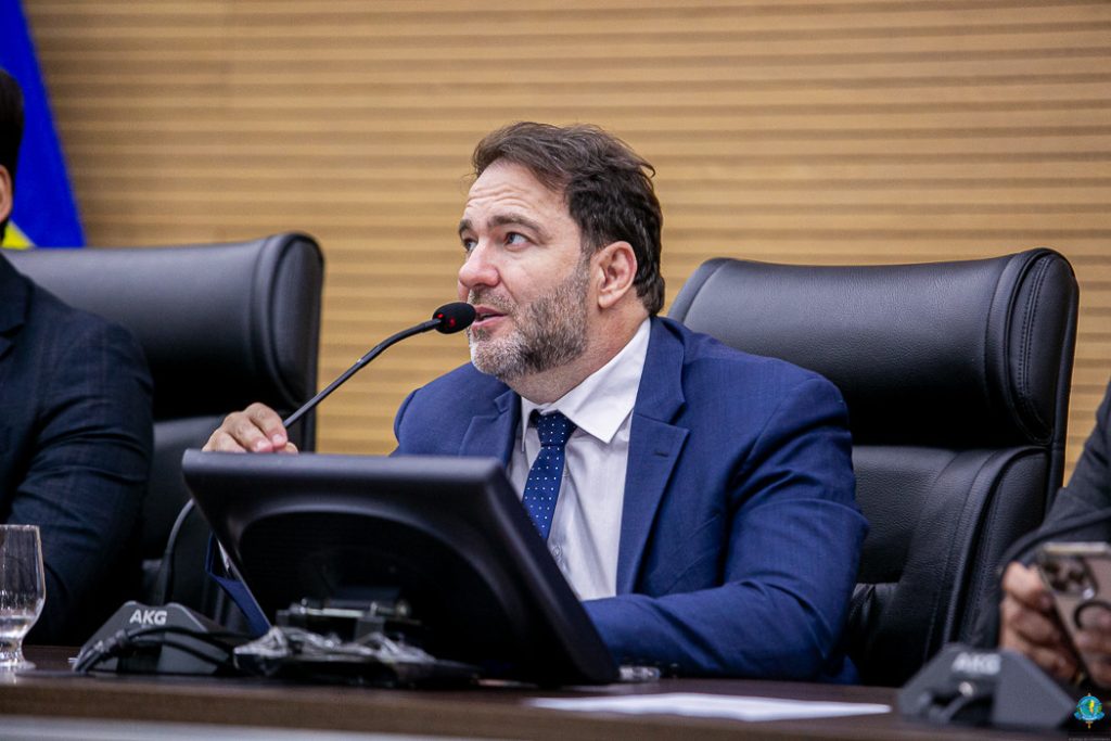 Deputado Alex Redano propõe internet gratuita em hospitais da rede pública estadual