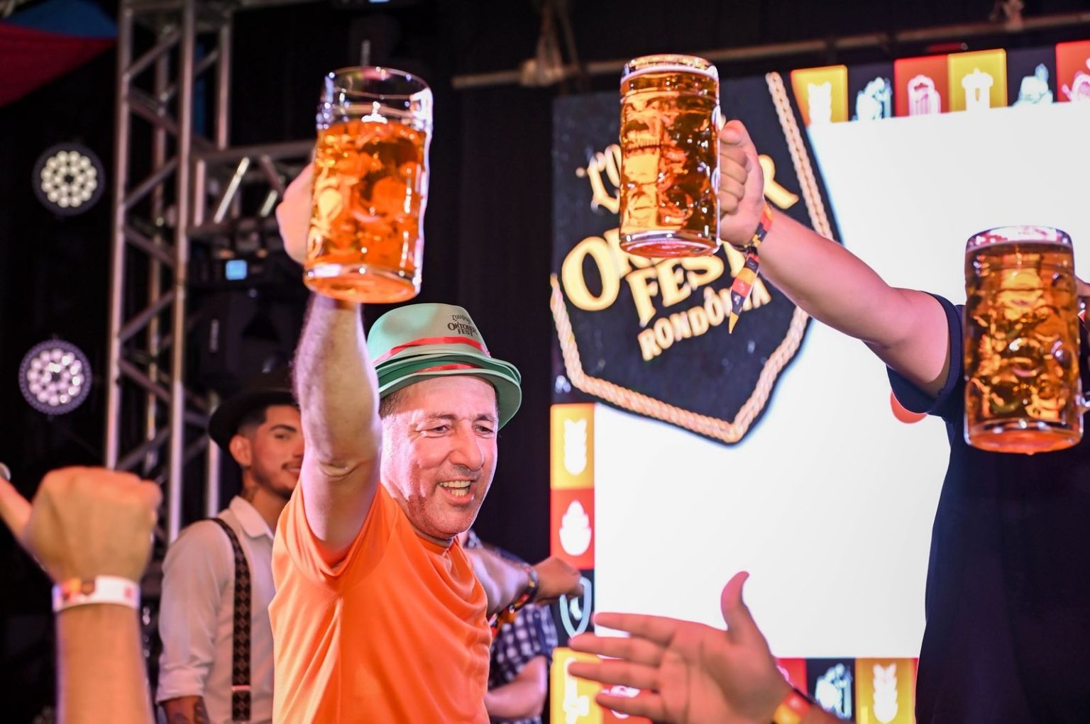 Oktoberfest Louvada promete agitar o bar com música, cultura alemã e diversão oktoberfest-louvada-promete-agitar-o-bar-com-musica,-cultura-alema-e-diversao