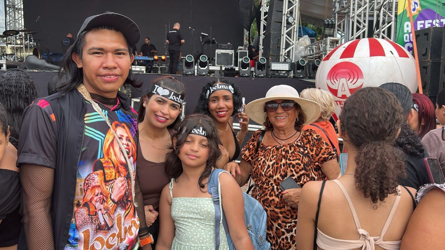 Joelma em Porto Velho: fãs esperam mais de 10 horas para ficar perto do palco joelma-em-porto-velho:-fas-esperam-mais-de-10-horas-para-ficar-perto-do-palco