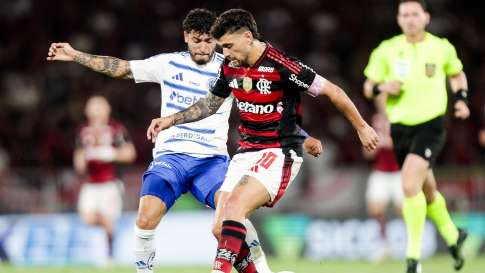 Flamengo empata sem gols com o Cruzeiro, mas permanece na liderança do Brasileirão flamengo-empata-sem-gols-com-o-cruzeiro,-mas-permanece-na-lideranca-do-brasileirao