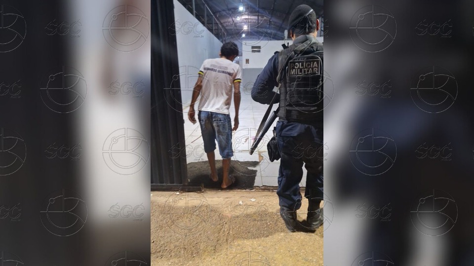 Homem é detido com espingarda caseira após agredir adolescente homem-e-detido-com-espingarda-caseira-apos-agredir-adolescente