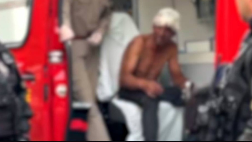 SUPOSTO CHIFRE: homem com ajuda de adolescente invade casa para agredir suposto-chifre:-homem-com-ajuda-de-adolescente-invade-casa-para-agredir