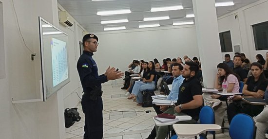 ARIQUEMES – PATRULHA MARIA DA PENHA REALIZA PALESTRA PARA ACADÊMICOS DE DIREITO ariquemes-–-patrulha-maria-da-penha-realiza-palestra-para-academicos-de-direito
