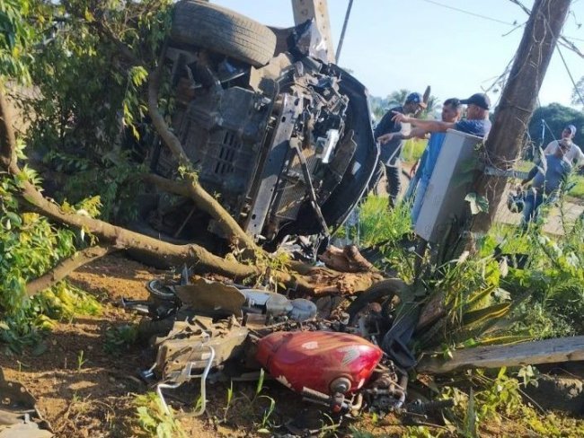 Hilux perde controle, atropela e mata motociclista pioneiro em 5º Bec na saída de Ariquemes hilux-perde-controle,-atropela-e-mata-motociclista-pioneiro-em-5o-bec-na-saida-de-ariquemes
