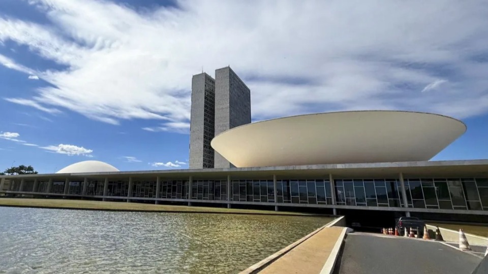 Sem votos, governo adia para esta quarta votação de MP que compensa IOF sem-votos,-governo-adia-para-esta-quarta-votacao-de-mp-que-compensa-iof