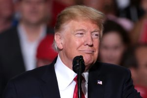 Guerra comercial turbinada: Trump anuncia 100% de tarifa à China e apavora mercado global guerra-comercial-turbinada:-trump-anuncia-100%-de-tarifa-a-china-e-apavora-mercado-global