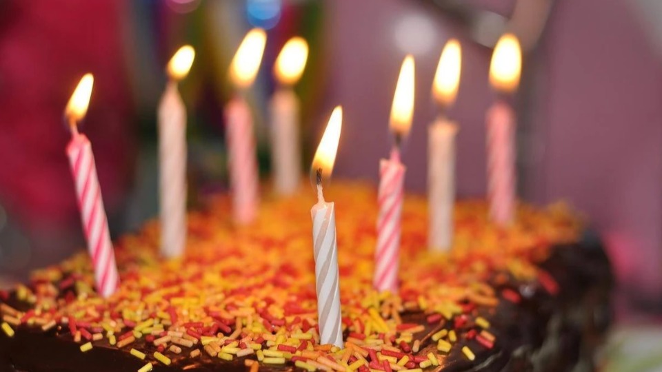 Mãe e filha morrem após comerem bolo envenenado mae-e-filha-morrem-apos-comerem-bolo-envenenado