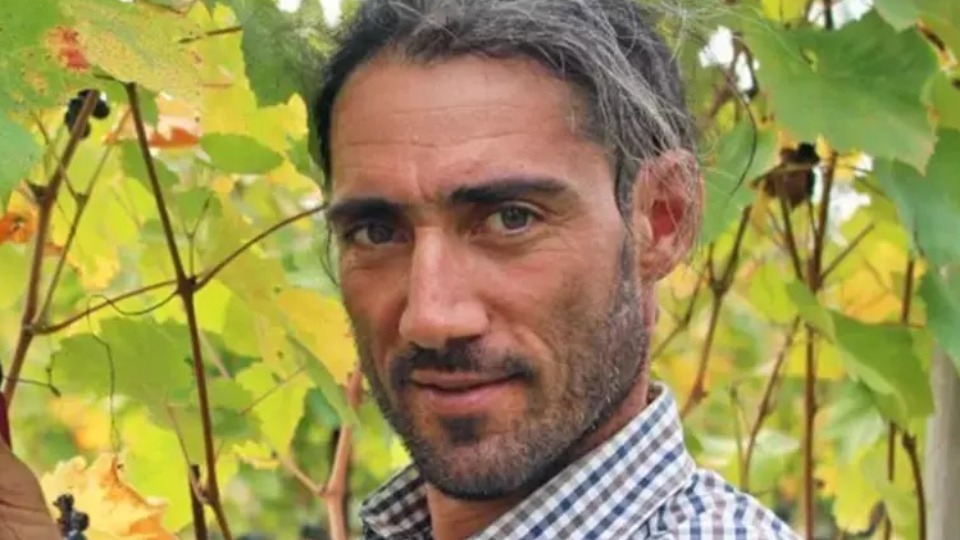 Produtor de vinho morre esmagado por prensa em vinícola da família produtor-de-vinho-morre-esmagado-por-prensa-em-vinicola-da-familia