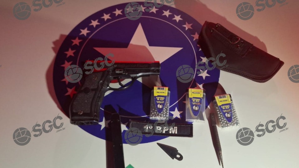 Aluno causa pânico ao ser flagrado com simulacro de arma em escola de Porto Velho aluno-causa-panico-ao-ser-flagrado-com-simulacro-de-arma-em-escola-de-porto-velho