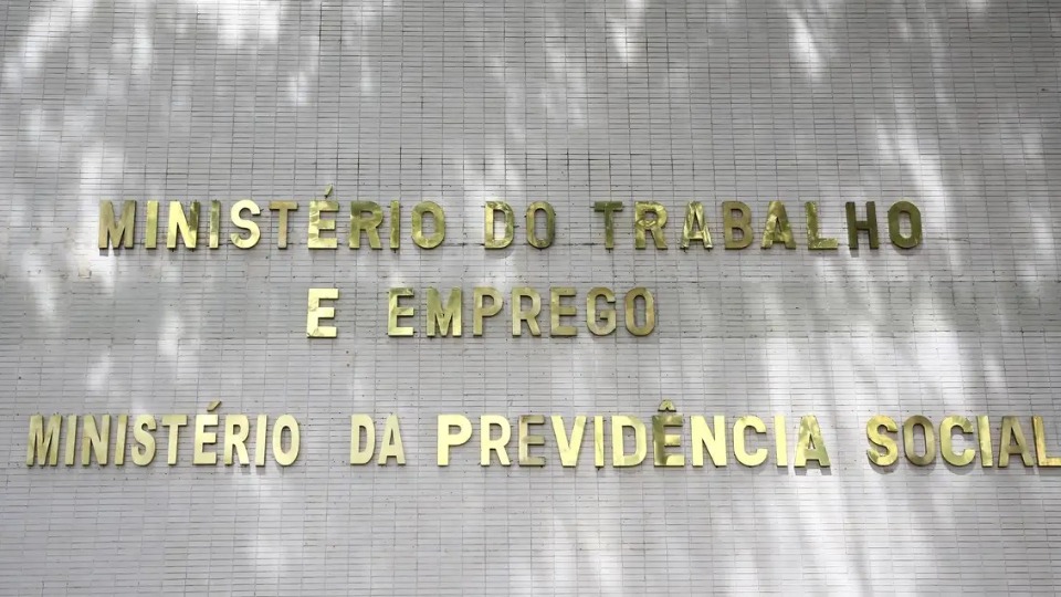 Prazo para divulgar relatório de transparência salarial acaba hoje prazo-para-divulgar-relatorio-de-transparencia-salarial-acaba-hoje