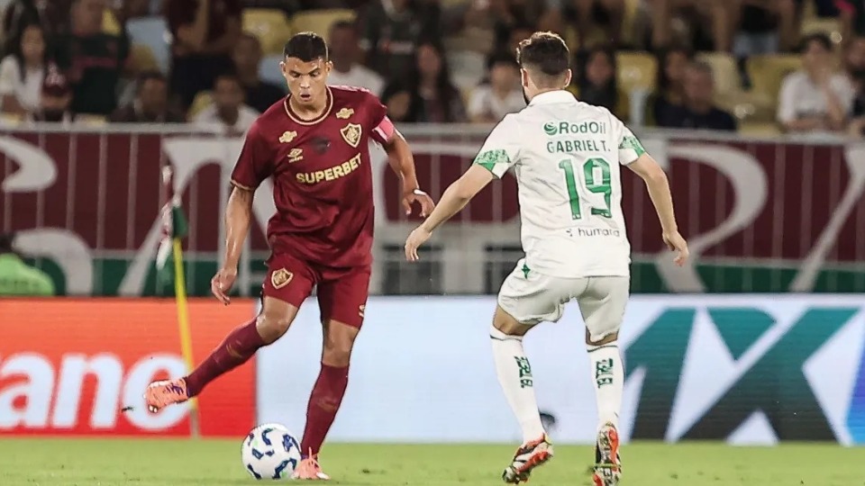 Fluminense vence Juventude com voleio de Thiago Silva no último lance fluminense-vence-juventude-com-voleio-de-thiago-silva-no-ultimo-lance