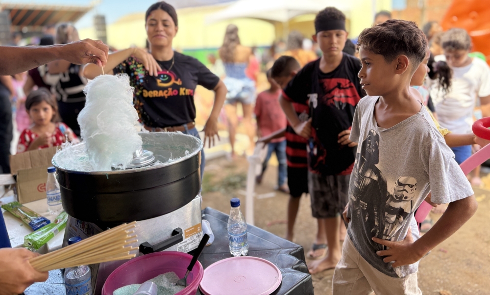 Alegria e solidariedade marcam festa das crianças com apoio do deputado Delegado Camargo