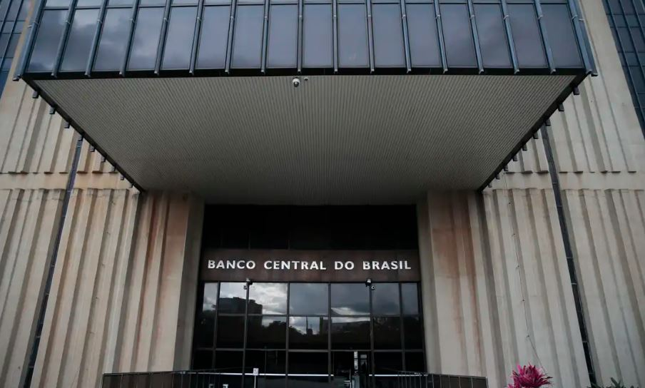 Contas externas do Brasil têm saldo negativo de US$ 9,8 bilhões em setembro contas-externas-do-brasil-tem-saldo-negativo-de-us$-9,8-bilhoes-em-setembro