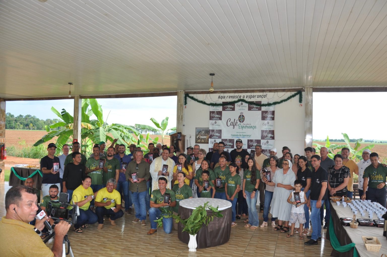 Alto Paraiso- RO Fazenda da Esperança Lançamento do Café com Sabor de Esperança: Da Terra à Xícara, um Projeto de Transformação. veja as sete entrevista com as autoridades.