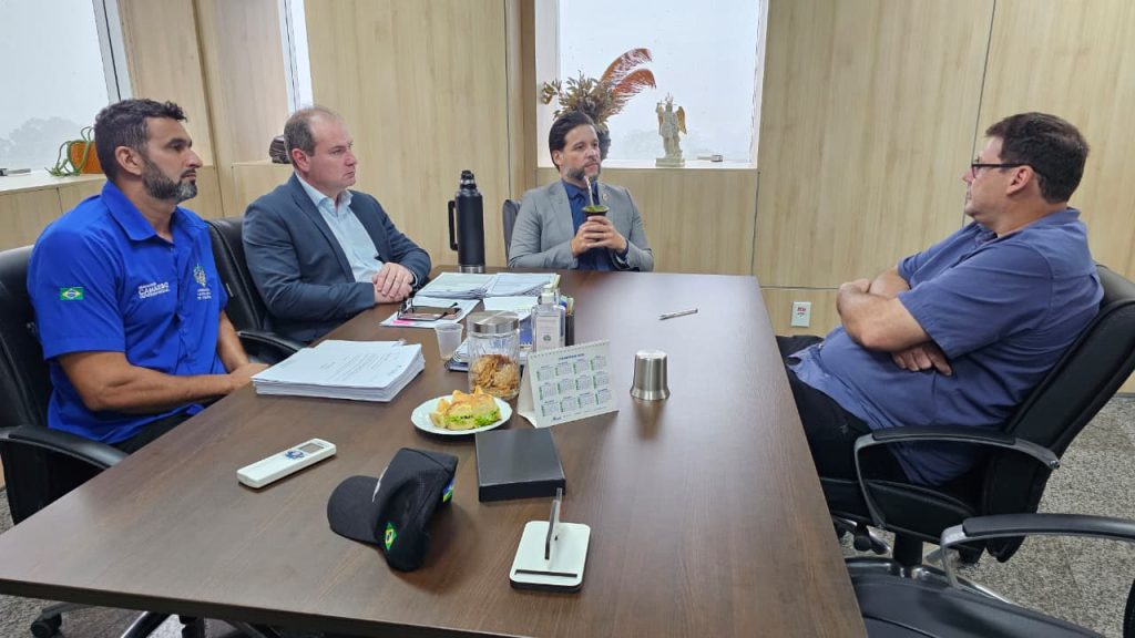 Com apoio do deputado Delegado Camargo, Emerson Magrão mantém pré-candidatura à Assembleia Legislativa