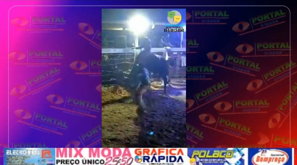 Locutor de rodeio é pisoteado dentro da arena em Alto Paraíso.