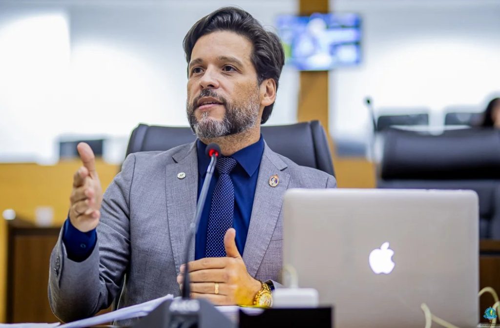 Deputado Delegado Camargo cobra melhorias urgentes na RO-458 entre Alto Paraíso e Triunfo